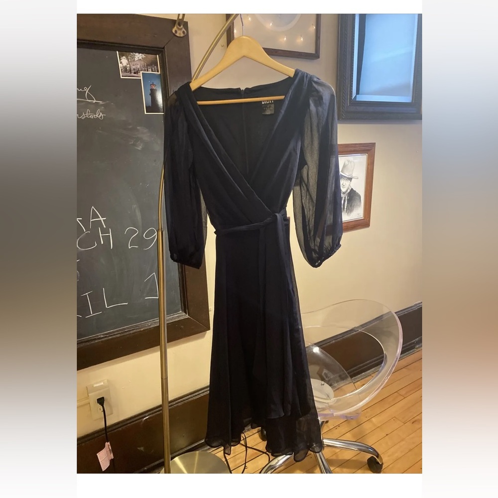 DKNY Size 8 Balloon Sleeve Faux Wrap Chiffon Dress Navy